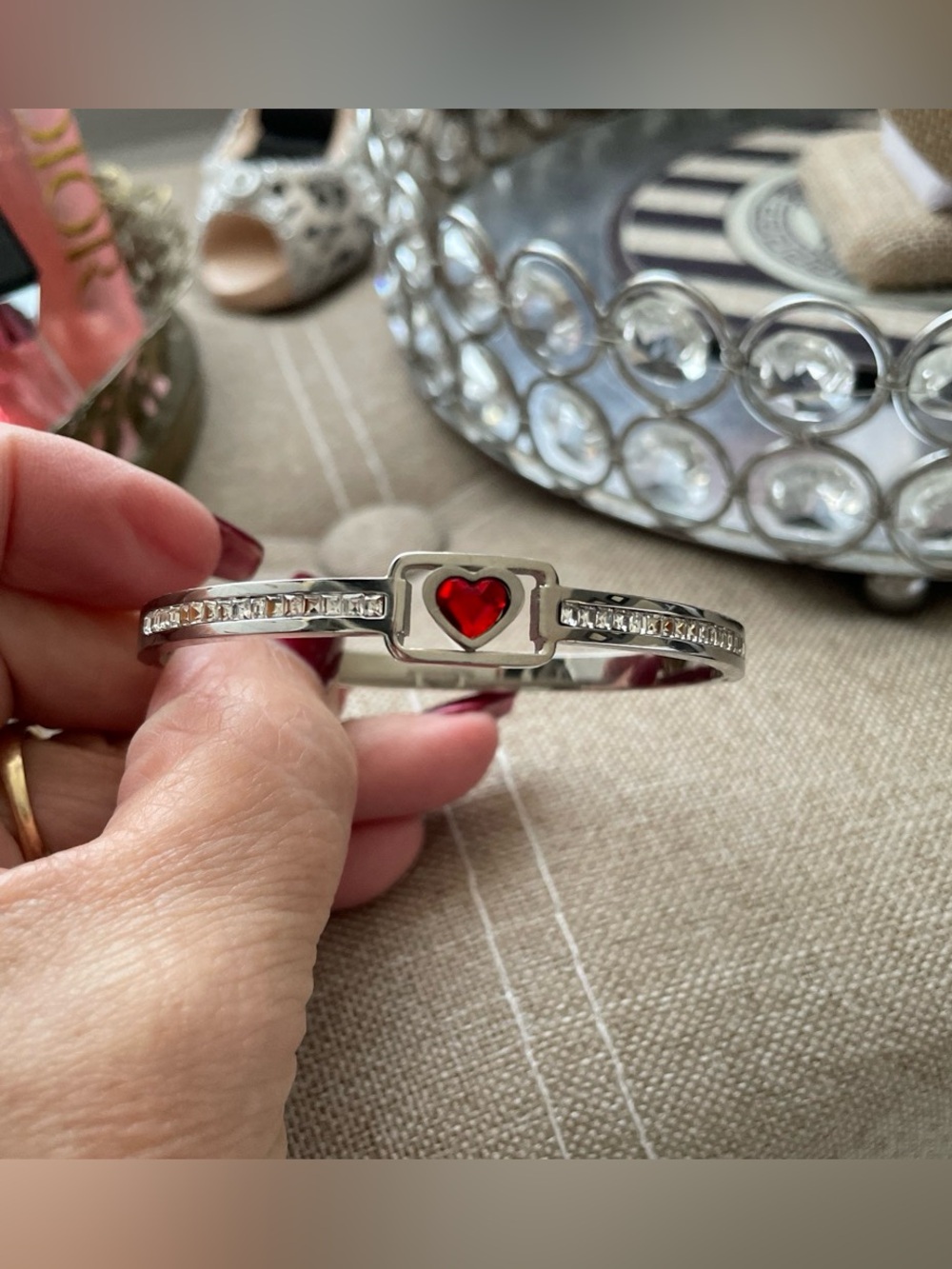 ✨Silver Tone Bangle Bracelet with Red Heart ♥️ Accent✨NEW